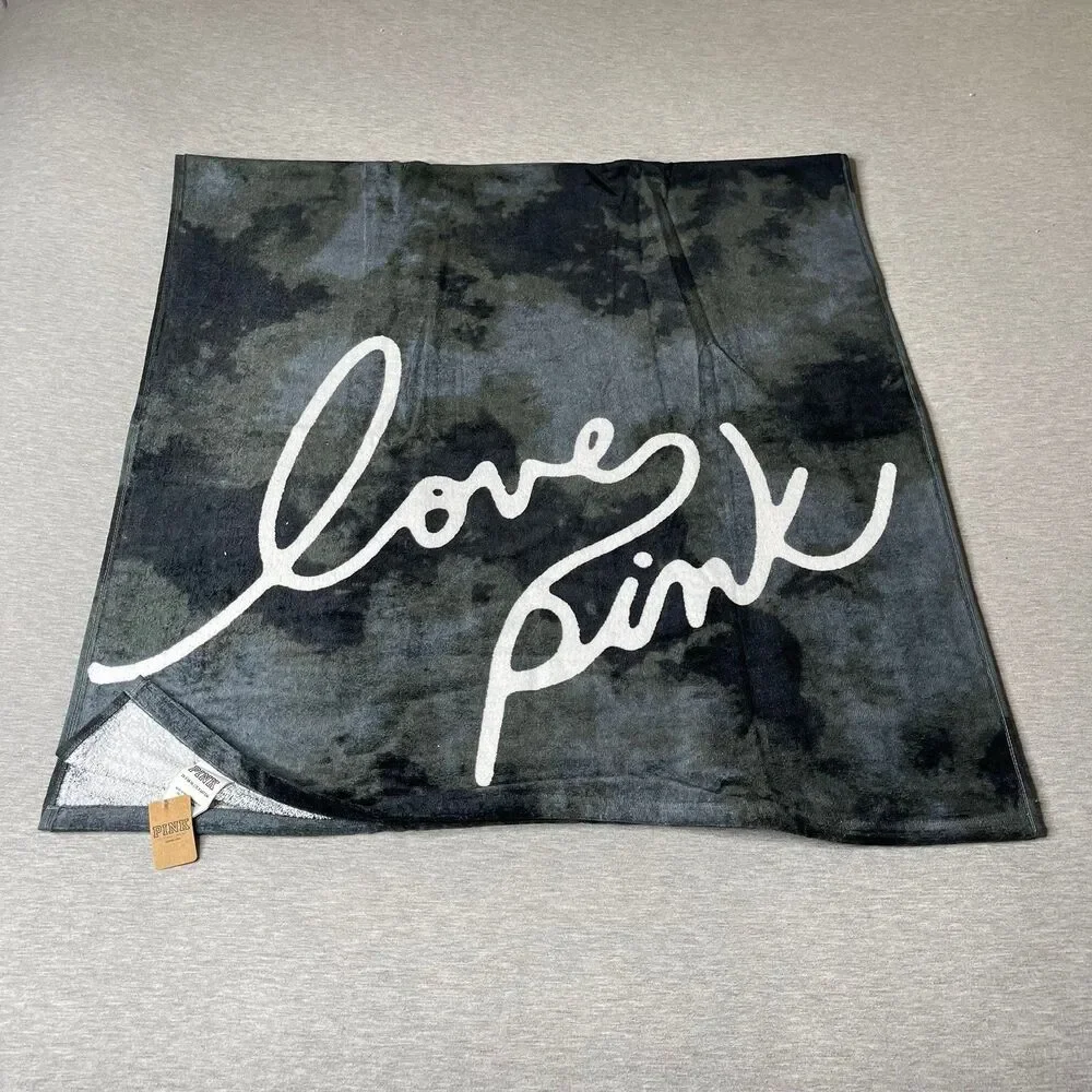 Victoria’s Secret PINK Y2K Vintage Tie-Dye Script Logo Beach Towel